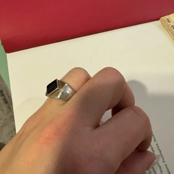 Stunning 925 Sterling silver and onyx vintage size 10 ring 10g - Picture 14 of 16